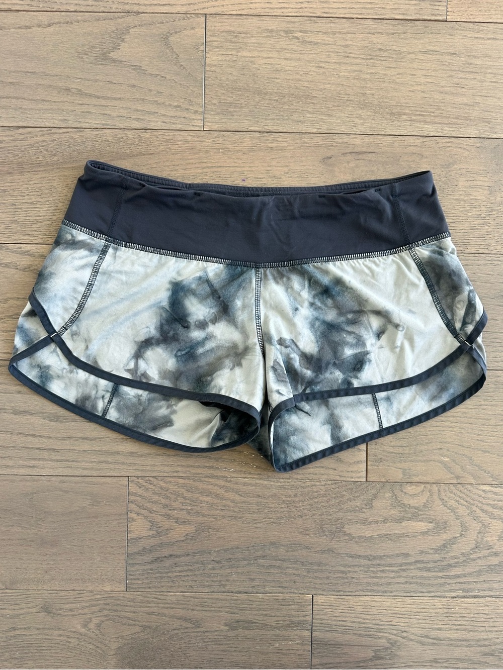 Lululemon Run Speed Short 2.5” Grey Black Tie Dye